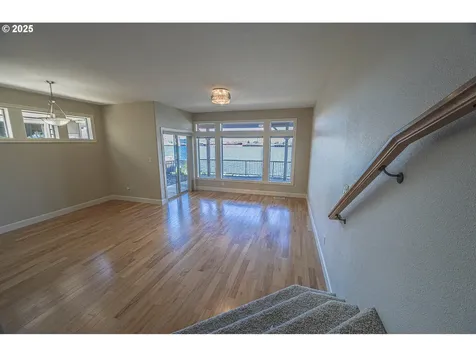 813 King Drive Rainier OR 97048