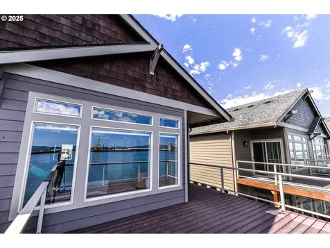 813 King Drive Rainier OR 97048