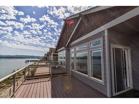 813 King Drive Rainier OR 97048
