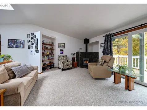 4035 SW Pomona Street Portland OR 97219