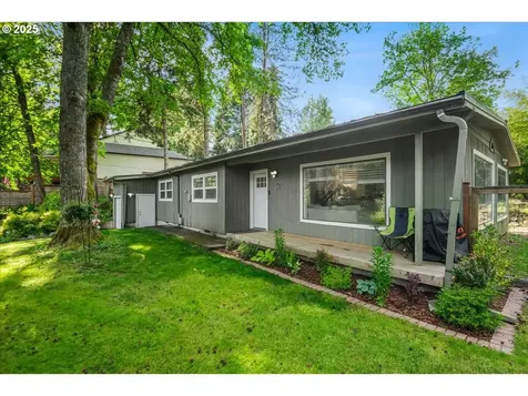 6926 SE Deardorff Road Portland OR 97236
