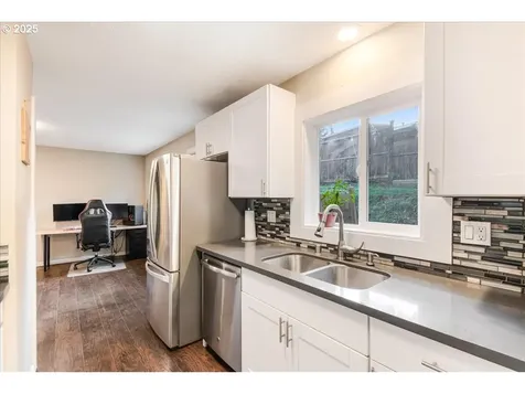 6926 SE Deardorff Road Portland OR 97236