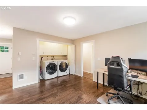 6926 SE Deardorff Road Portland OR 97236