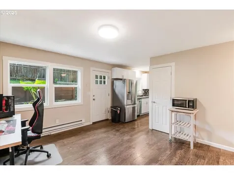 6926 SE Deardorff Road Portland OR 97236