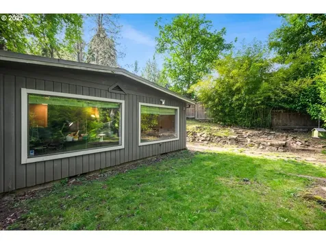 6926 SE Deardorff Road Portland OR 97236