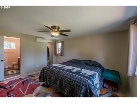 40712 Lacomb Drive Lebanon OR 97355