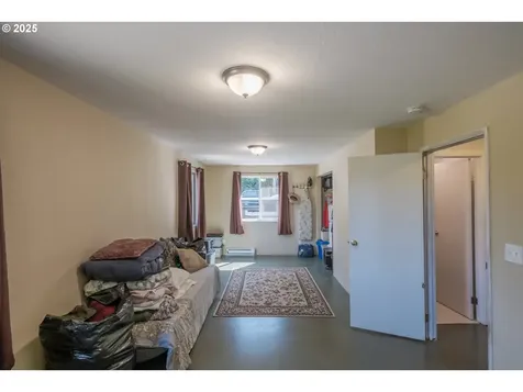 40712 Lacomb Drive Lebanon OR 97355