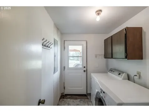 40712 Lacomb Drive Lebanon OR 97355