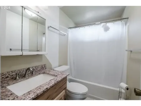40712 Lacomb Drive Lebanon OR 97355