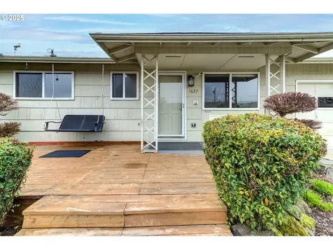 1637 Umpqua Road Woodburn OR 97071