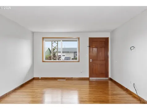 1637 Umpqua Road Woodburn OR 97071