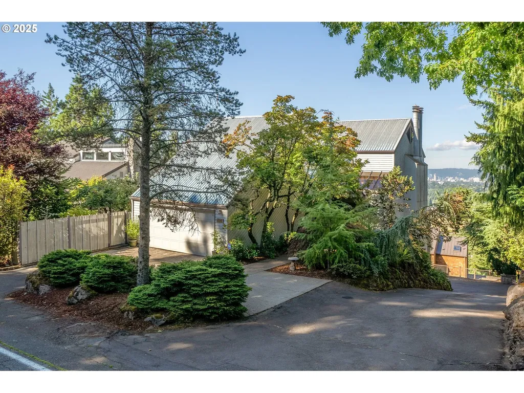 3123 NE Rocky Butte Road Portland OR 97220
