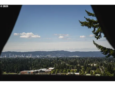 3123 NE Rocky Butte Road Portland OR 97220