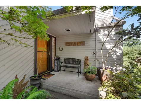 3123 NE Rocky Butte Road Portland OR 97220