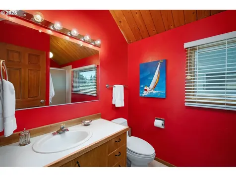 3123 NE Rocky Butte Road Portland OR 97220