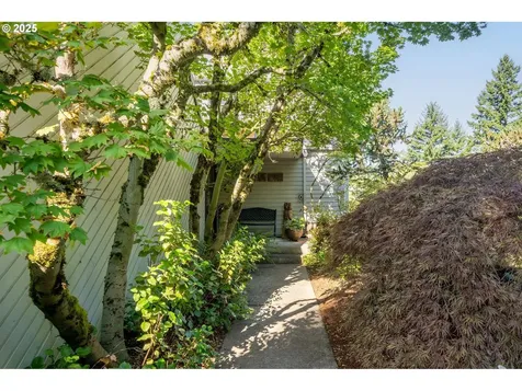 3123 NE Rocky Butte Road Portland OR 97220