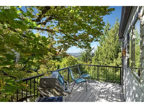 3123 NE Rocky Butte Road Portland OR 97220