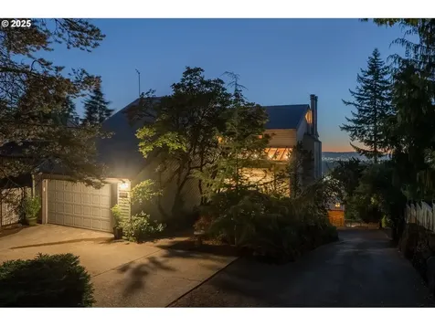 3123 NE Rocky Butte Road Portland OR 97220