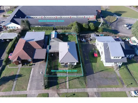 2260 Meade Street North Bend OR 97459