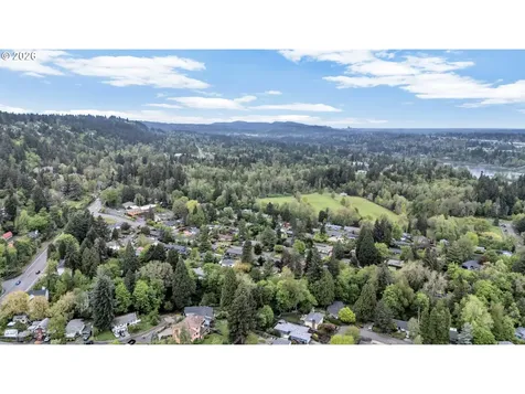 2555 Hughes Drive West Linn OR 97068