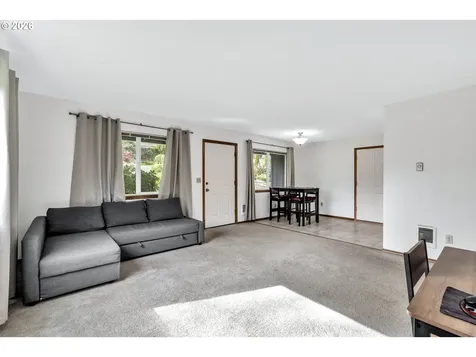 2555 Hughes Drive West Linn OR 97068
