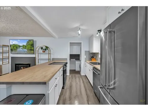 411 NW 53rd Street Vancouver WA 98663