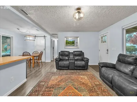 411 NW 53rd Street Vancouver WA 98663