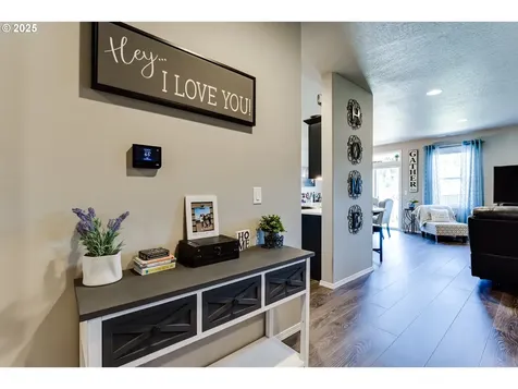 183 Rockcrest Drive Lowell OR 97452