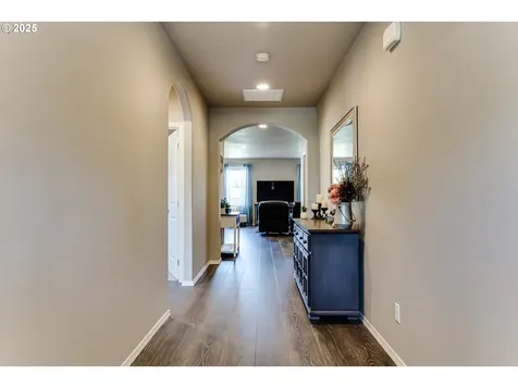 183 Rockcrest Drive Lowell OR 97452