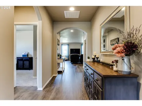 183 Rockcrest Drive Lowell OR 97452