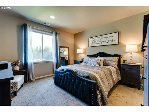 183 Rockcrest Drive Lowell OR 97452