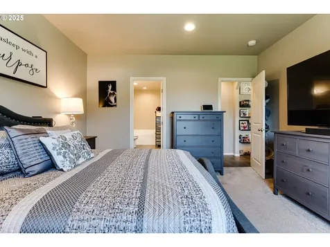 183 Rockcrest Drive Lowell OR 97452