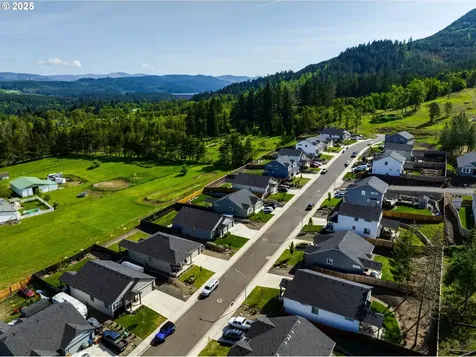 183 Rockcrest Drive Lowell OR 97452