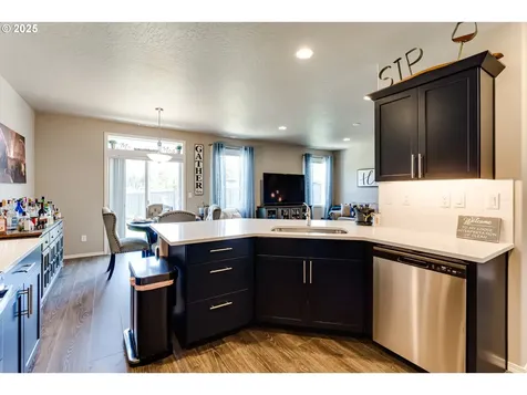 183 Rockcrest Drive Lowell OR 97452