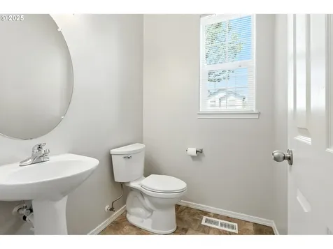 1814 SE Littlegem Street Hillsboro OR 97123