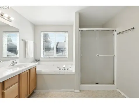 1814 SE Littlegem Street Hillsboro OR 97123