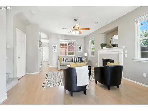 1814 SE Littlegem Street Hillsboro OR 97123