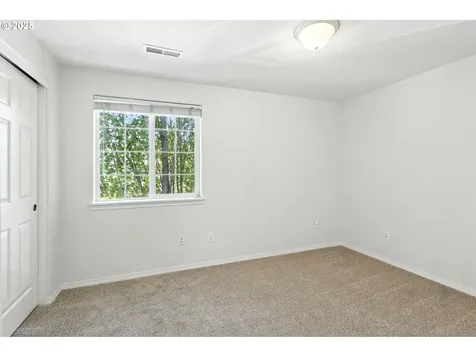 1814 SE Littlegem Street Hillsboro OR 97123