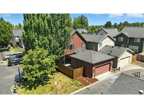 1814 SE Littlegem Street Hillsboro OR 97123