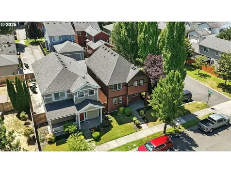 1814 SE Littlegem Street Hillsboro OR 97123