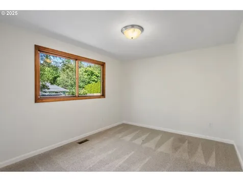 11821 SE Sunnycreek Lane Clackamas OR 97015