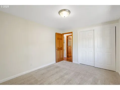 11821 SE Sunnycreek Lane Clackamas OR 97015