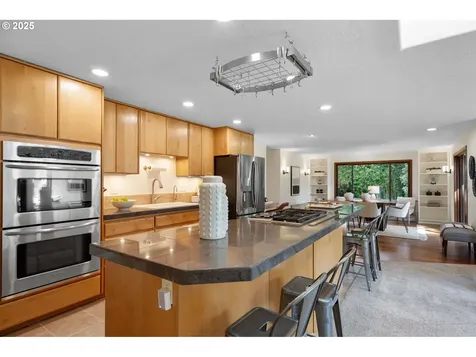 11821 SE Sunnycreek Lane Clackamas OR 97015