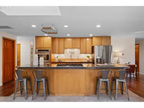 11821 SE Sunnycreek Lane Clackamas OR 97015