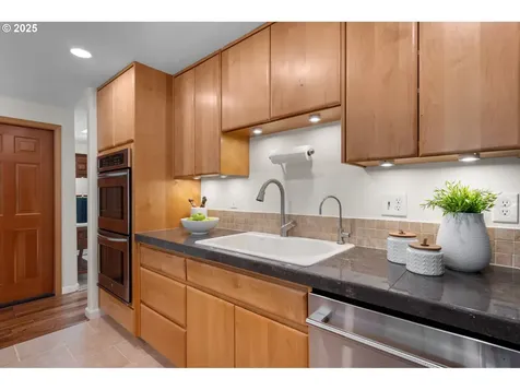 11821 SE Sunnycreek Lane Clackamas OR 97015