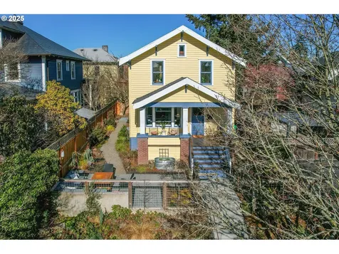 615 NE Going Street Portland OR 97211