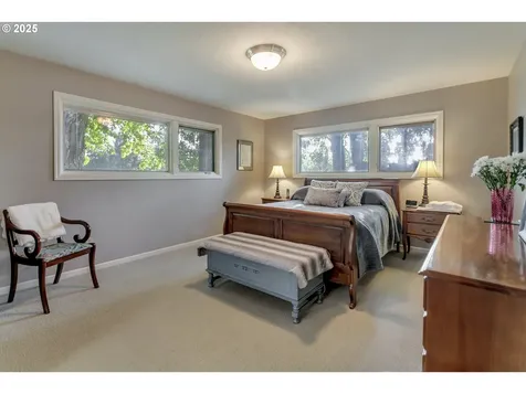4861 NW Neskowin Place Portland OR 97229