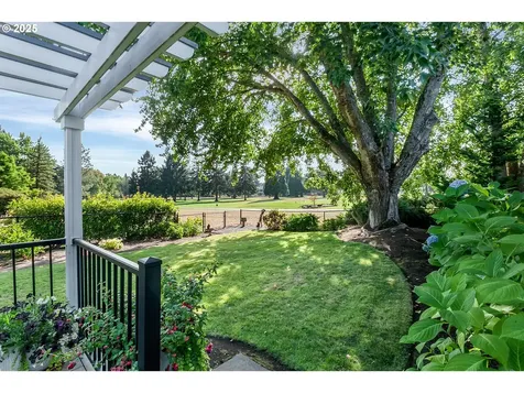 4861 NW Neskowin Place Portland OR 97229