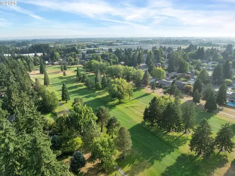 4861 NW Neskowin Place Portland OR 97229