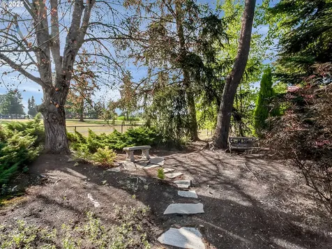 4861 NW Neskowin Place Portland OR 97229